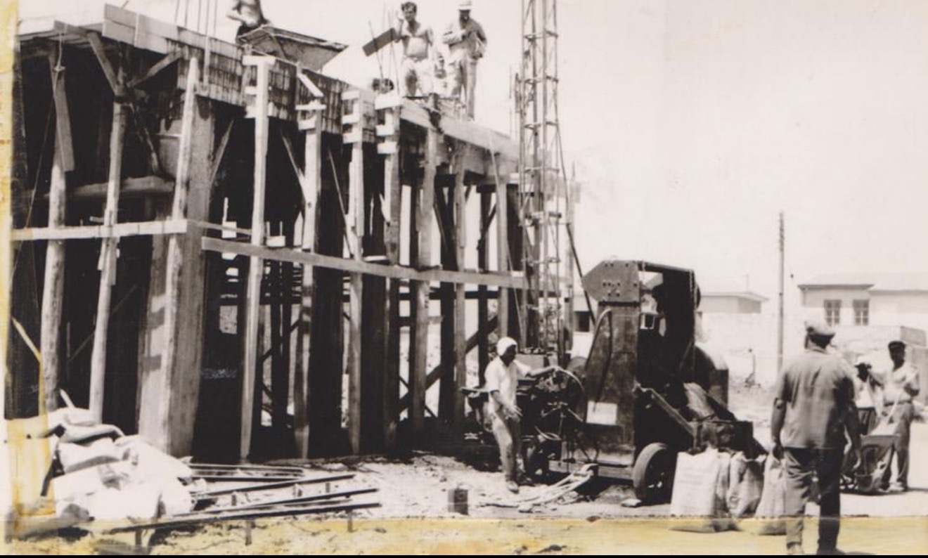 Cast-in-place concrete building on timber formwork
